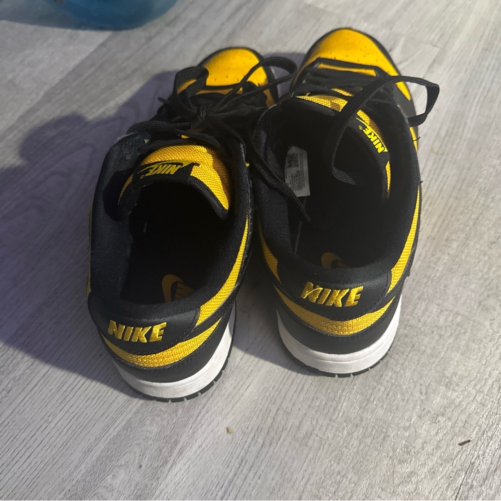 Nike dunk low reverse Goldenrod (2024)